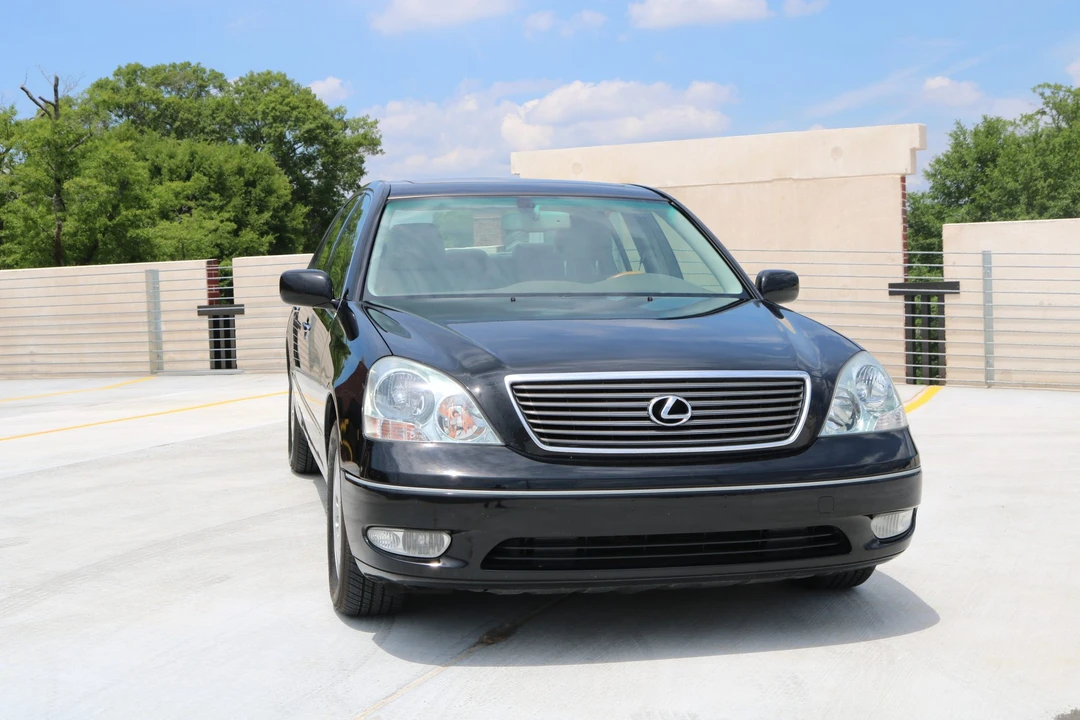 2002 Lexus LS 3rd Gen - Image 8 of 31