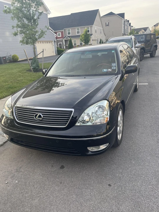 2002 Lexus LS 3rd Gen - Image 21 of 31