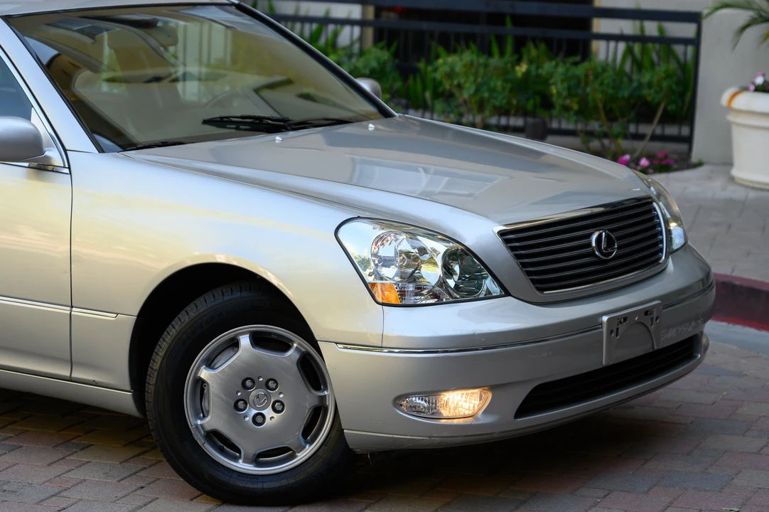 2002 Lexus LS 3rd Gen - Image 31 of 31