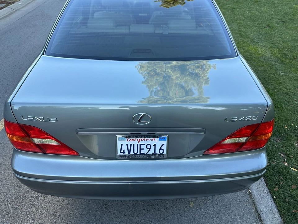 2002 Lexus LS 3rd Gen - Image 31 of 31