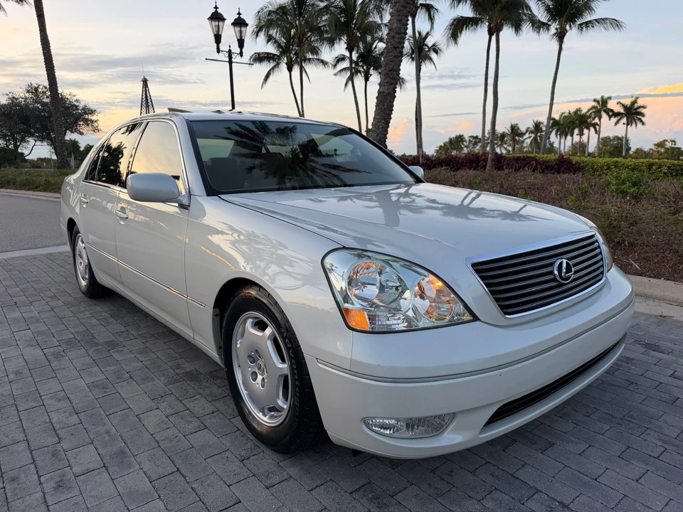 2002 Lexus LS 3rd Gen - Image 31 of 31
