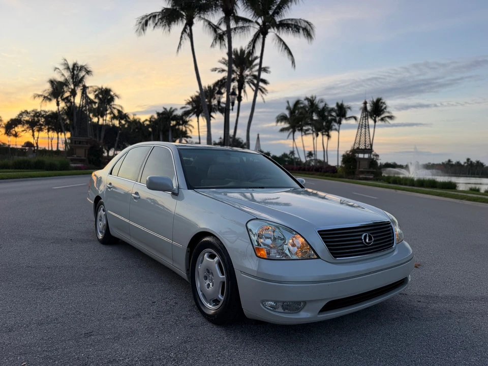 2002 Lexus LS 3rd Gen - Image 28 of 31