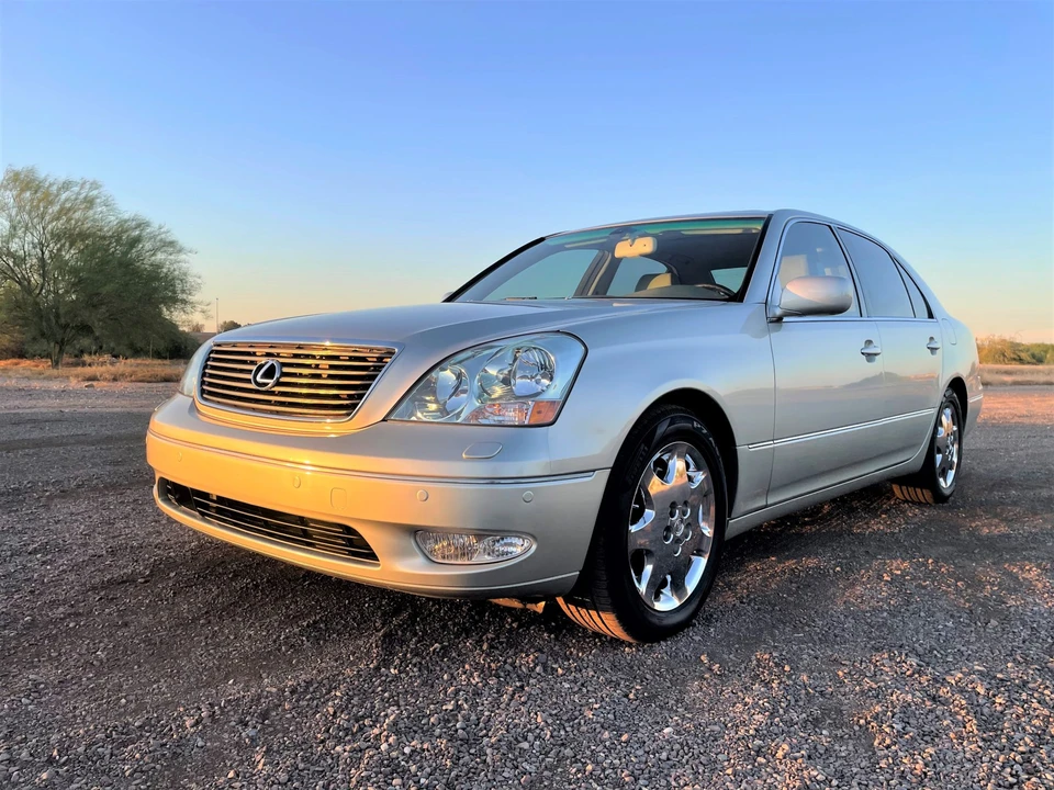 2002 Lexus LS 3rd Gen - Image 3 of 31