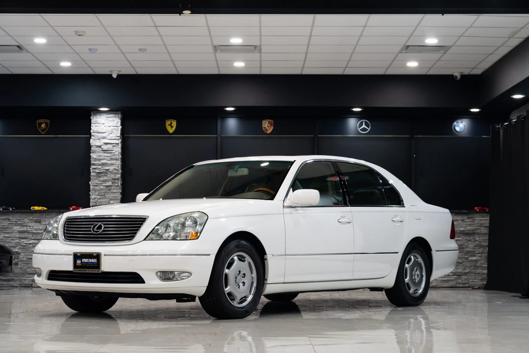 2002 Lexus LS 3rd Gen - Image 3 of 31