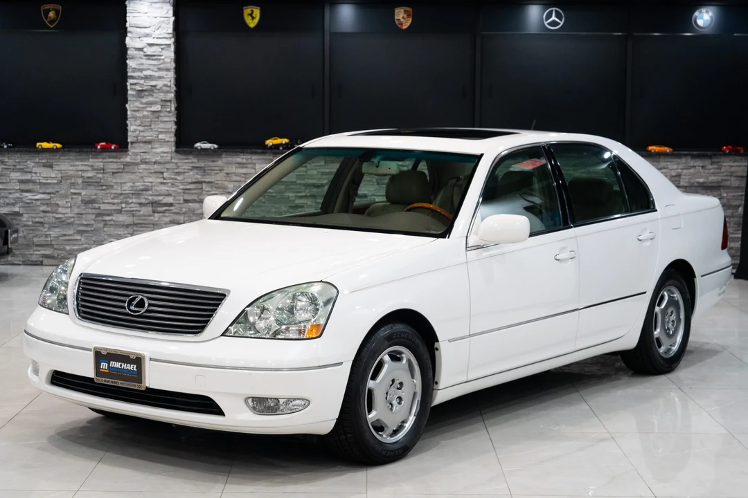 2002 Lexus LS 3rd Gen - Image 7 of 31