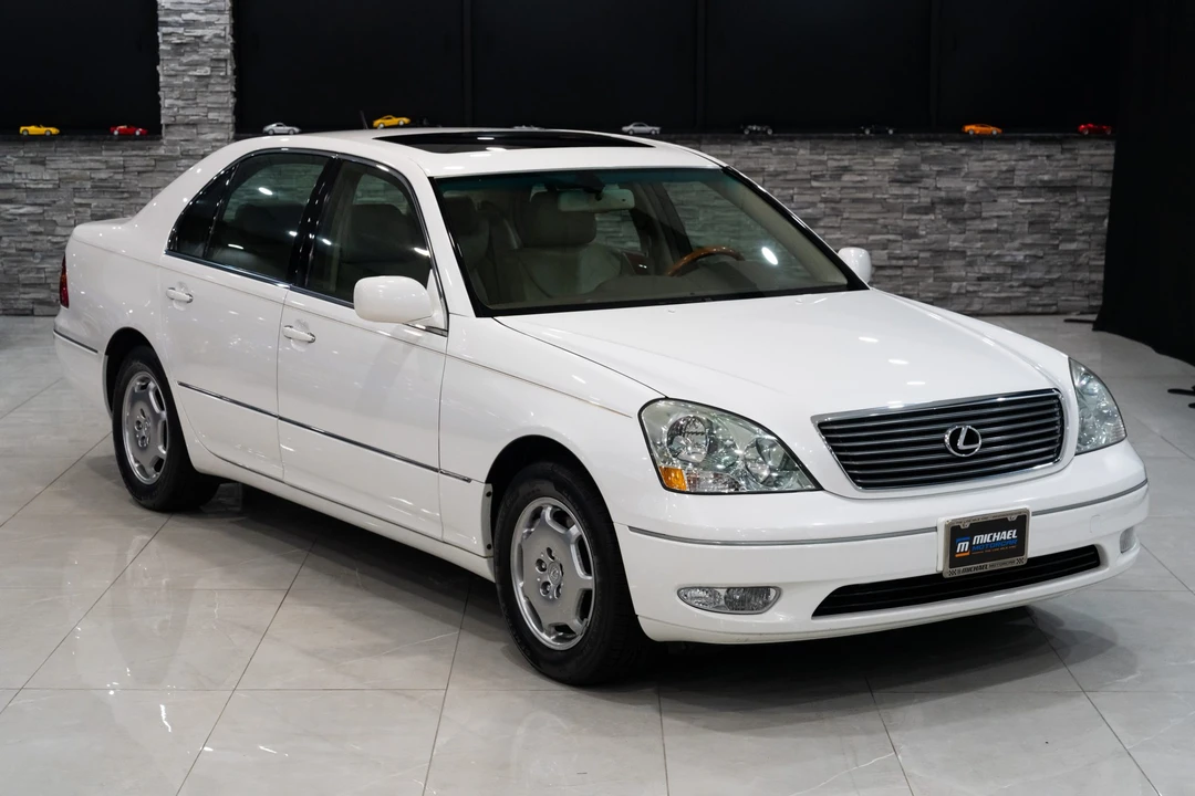2002 Lexus LS 3rd Gen - Image 26 of 31