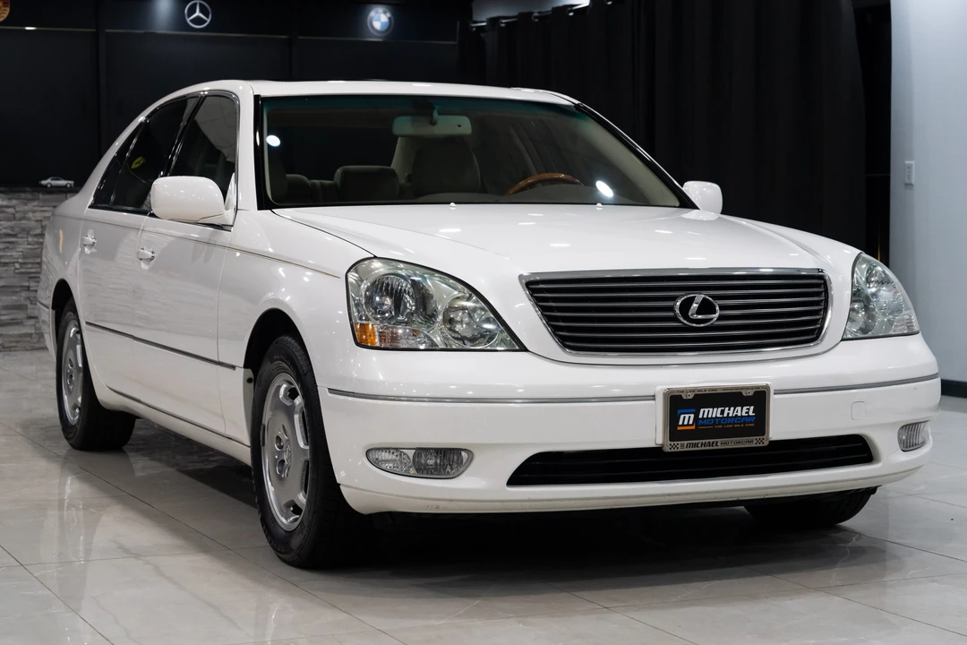 2002 Lexus LS 3rd Gen - Image 21 of 31