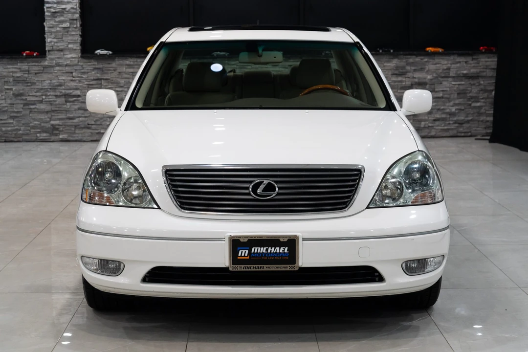 2002 Lexus LS 3rd Gen - Image 15 of 31