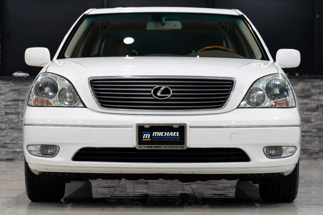 2002 Lexus LS 3rd Gen - Image 19 of 31