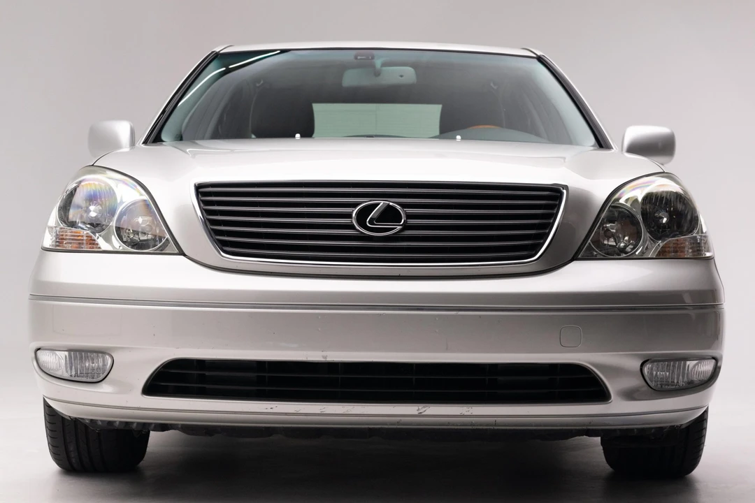 2002 Lexus LS 3rd Gen - Image 25 of 31