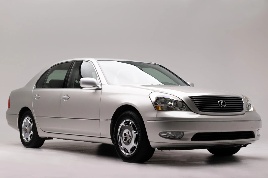 2002 Lexus LS 3rd Gen - Image 21 of 31