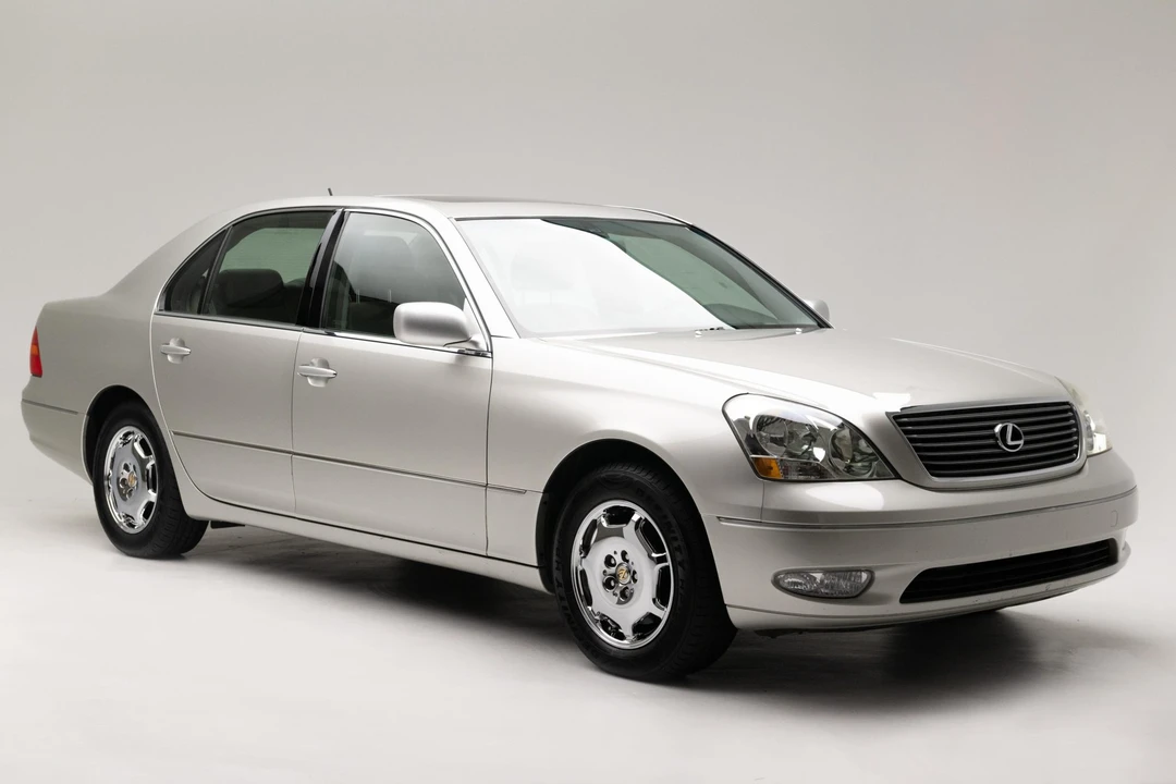 2002 Lexus LS 3rd Gen - Image 22 of 31