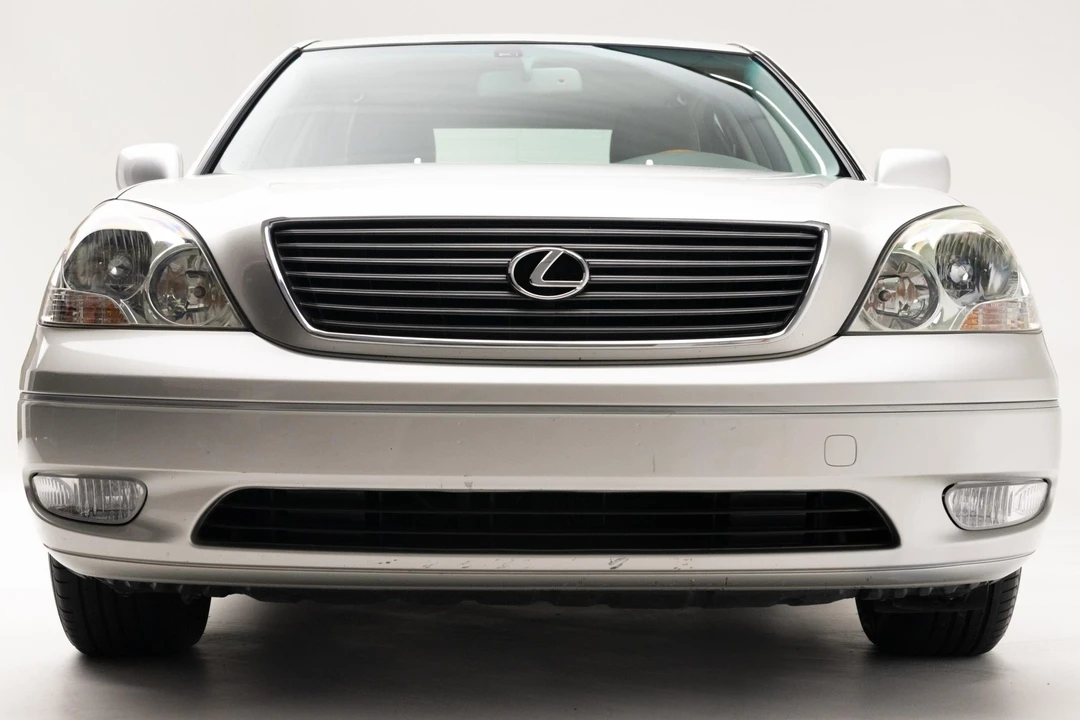2002 Lexus LS 3rd Gen - Image 26 of 31