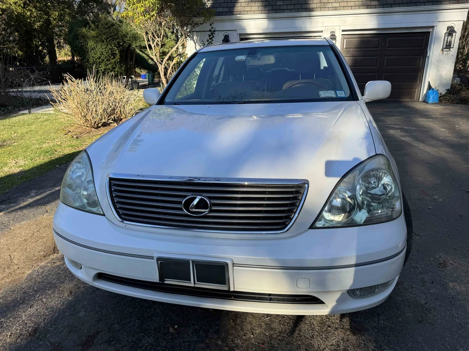 2002 Lexus LS 3rd Gen - Image 8 of 31