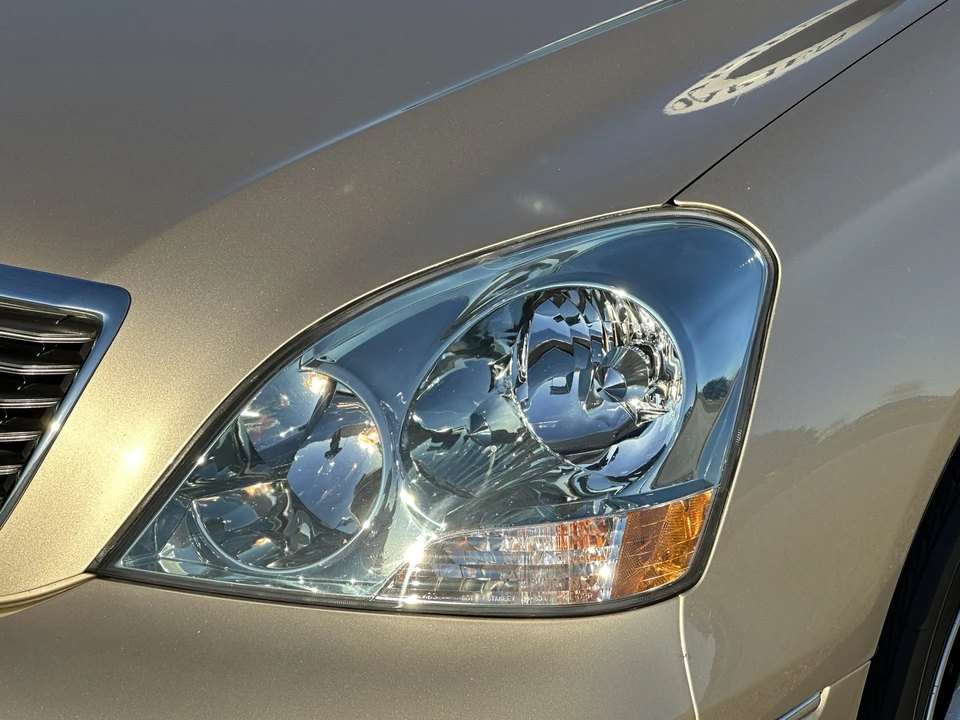 2002 Lexus LS 3rd Gen - Image 24 of 31