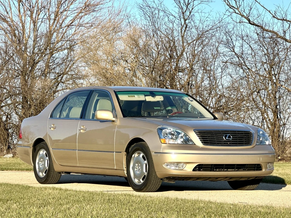 2002 Lexus LS 3rd Gen - Image 7 of 31