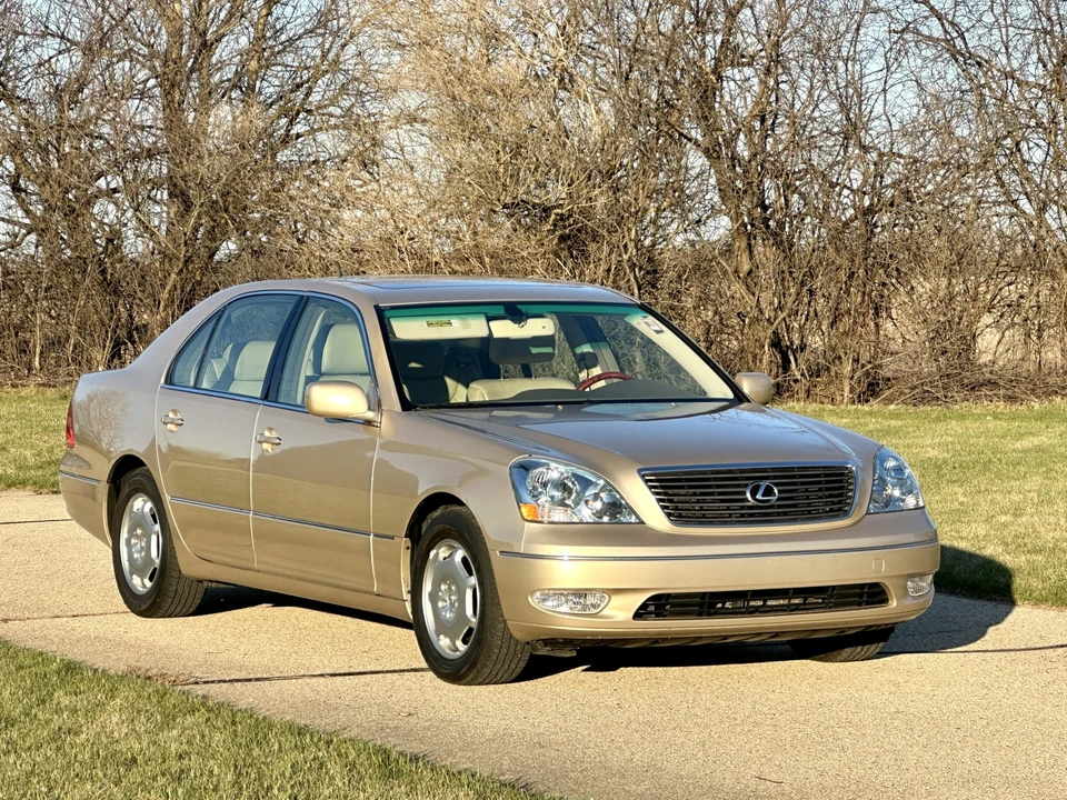2002 Lexus LS 3rd Gen - Image 6 of 31
