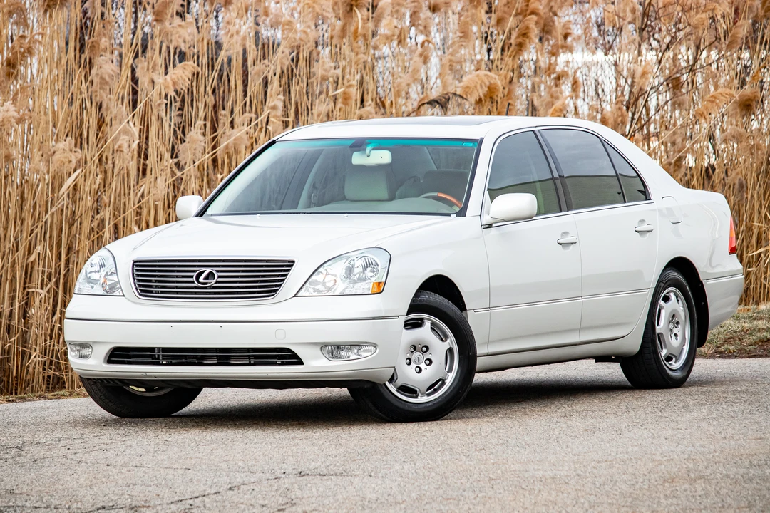 2002 Lexus LS 3rd Gen - Image 2 of 31