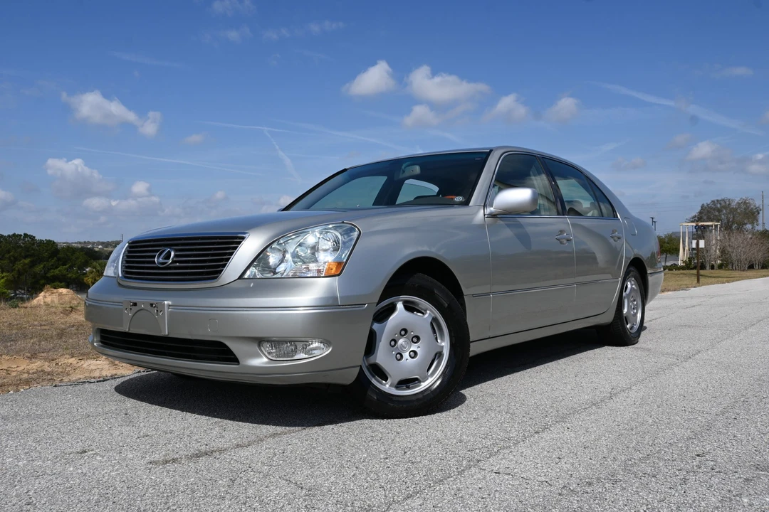 2002 Lexus LS 3rd Gen - Image 5 of 31