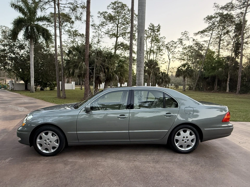 2002 Lexus LS 3rd Gen - Image 7 of 31