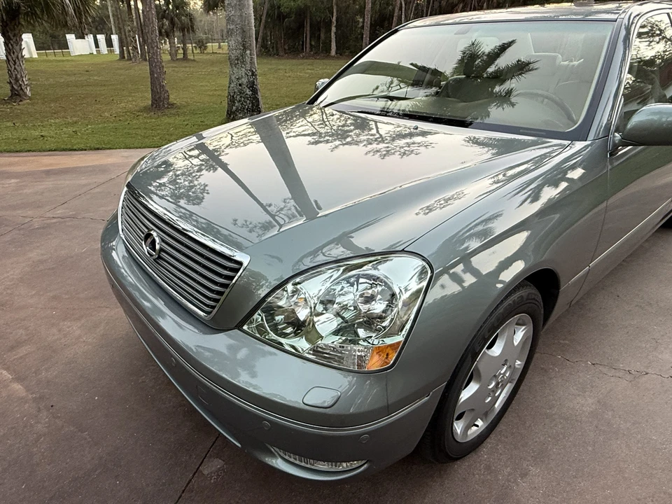 2002 Lexus LS 3rd Gen - Image 27 of 31