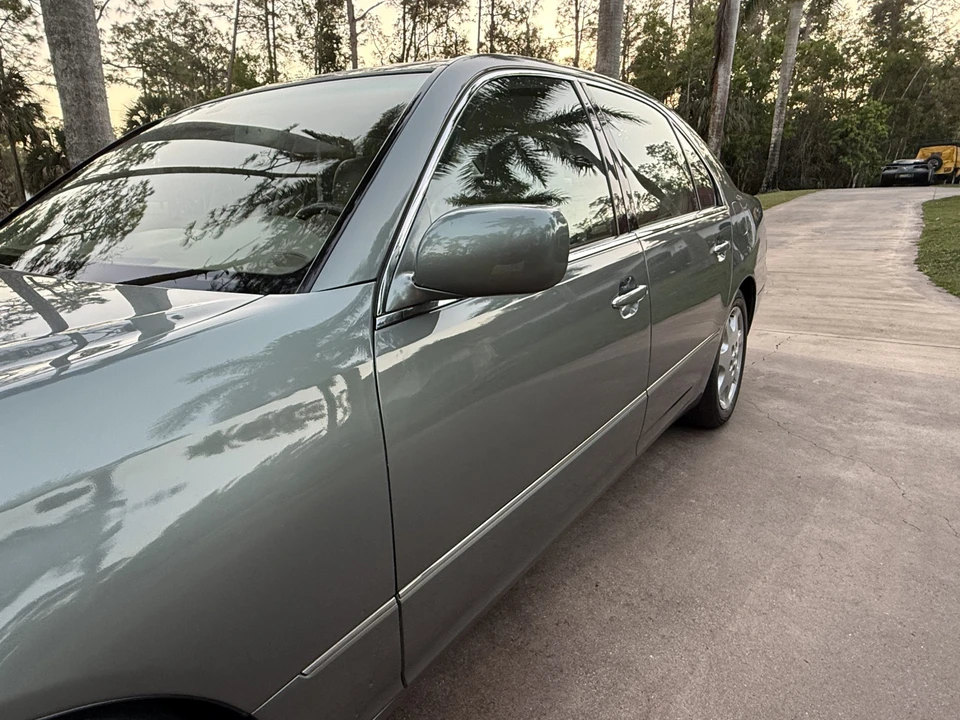 2002 Lexus LS 3rd Gen - Image 28 of 31