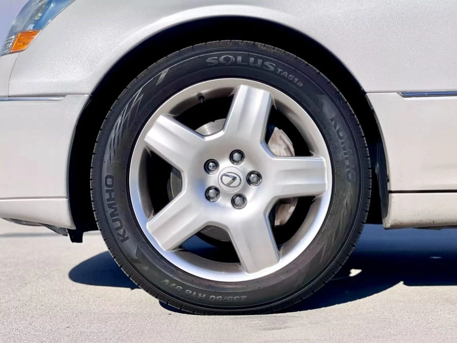 2002 Lexus LS 3rd Gen - Image 15 of 31