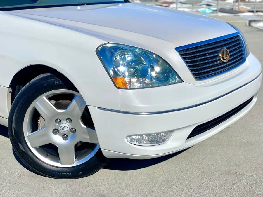 2002 Lexus LS 3rd Gen - Image 11 of 31