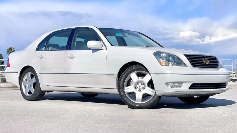 2002 Lexus LS 3rd Gen - Image 29 of 31