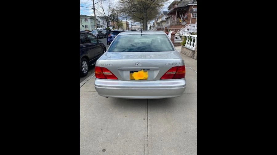 2002 Lexus LS 3rd Gen - Image 8 of 9