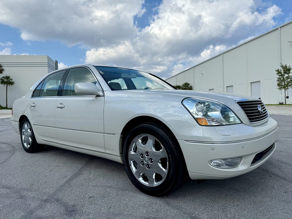 2002 Lexus LS 3rd Gen - Image 17 of 31