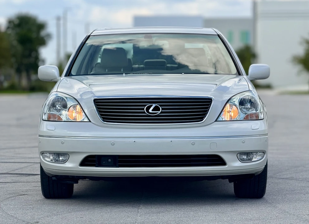 2002 Lexus LS 3rd Gen - Image 23 of 31