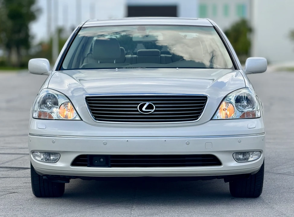 2002 Lexus LS 3rd Gen - Image 22 of 31