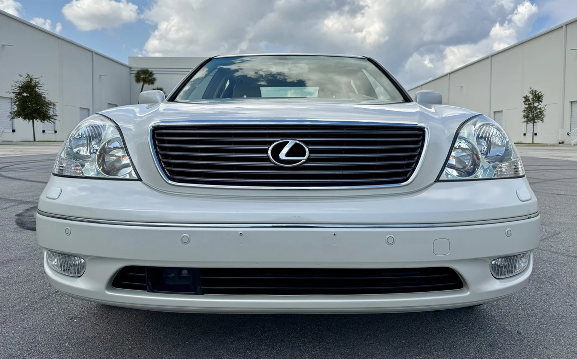 2002 Lexus LS 3rd Gen - Image 24 of 31