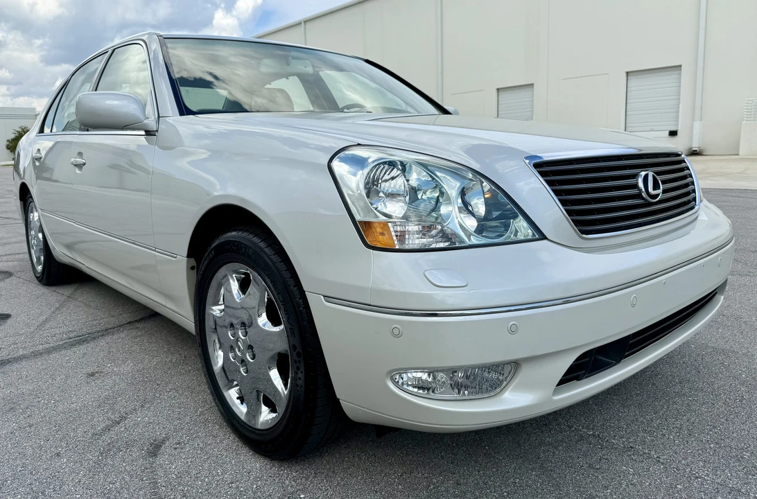 2002 Lexus LS 3rd Gen - Image 20 of 31