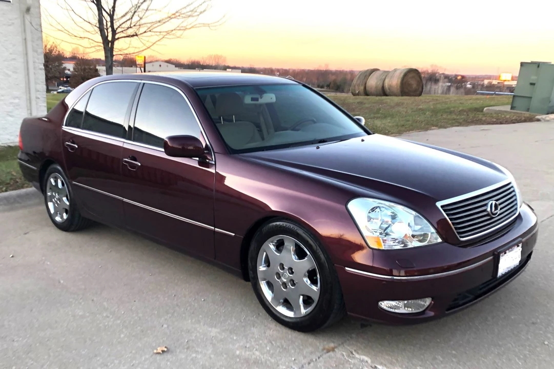 2002 Lexus LS 3rd Gen - Image 8 of 31