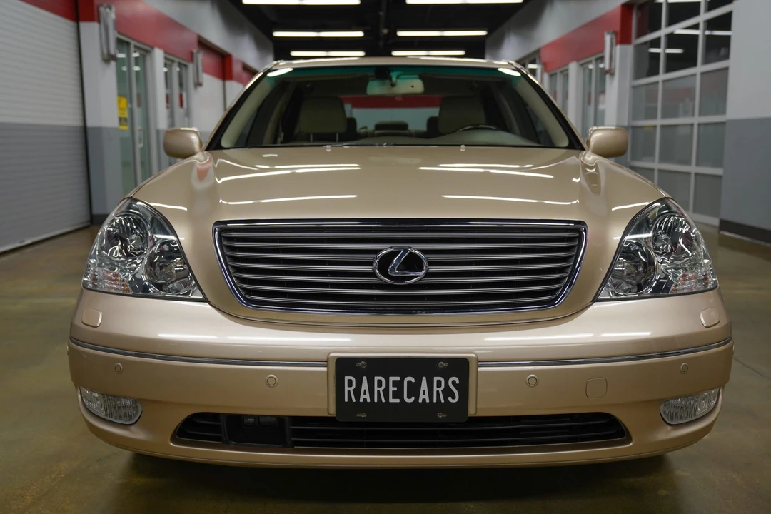 2002 Lexus LS 3rd Gen - Image 11 of 31