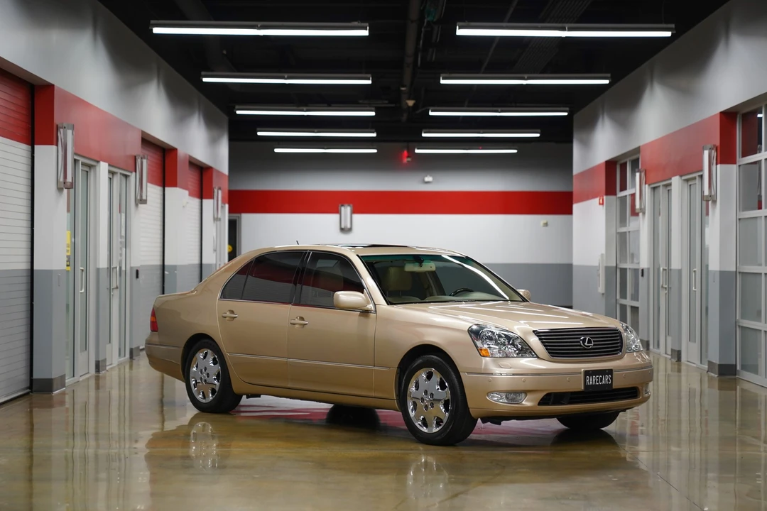2002 Lexus LS 3rd Gen - Image 4 of 31