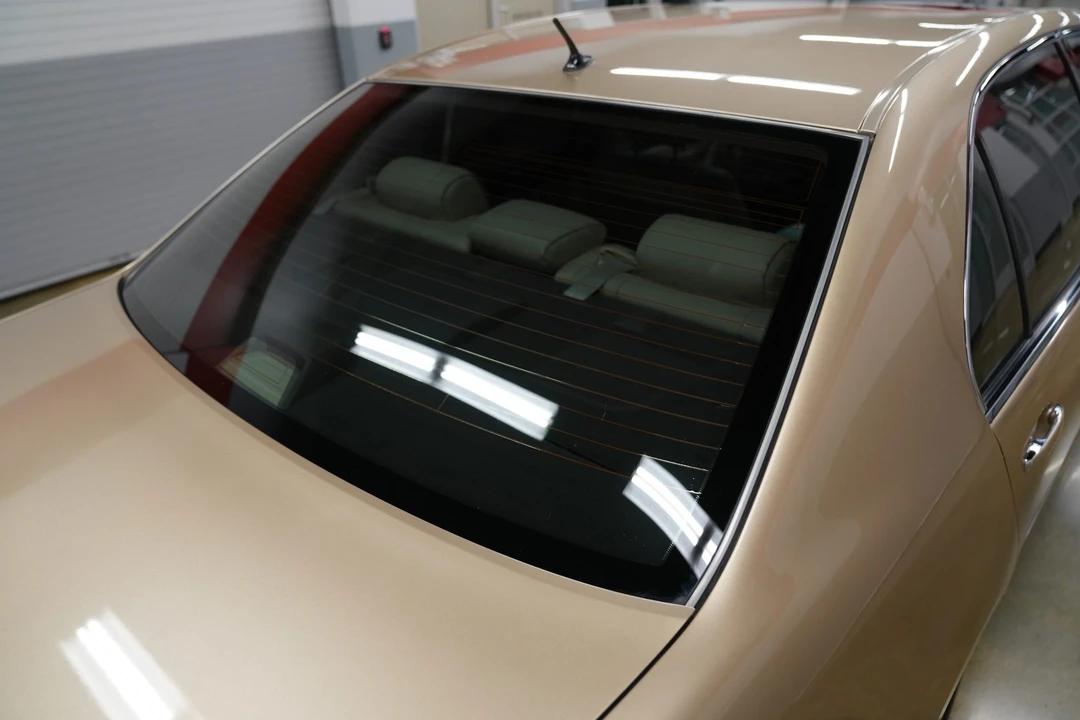 2002 Lexus LS 3rd Gen - Image 24 of 31