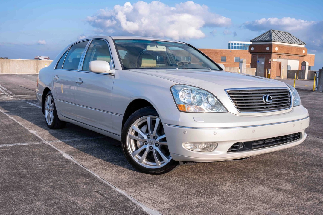 2002 Lexus LS 3rd Gen - Image 3 of 31