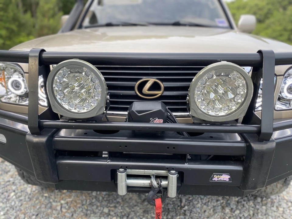 2002 Lexus LX 2nd Gen - Image 15 of 31