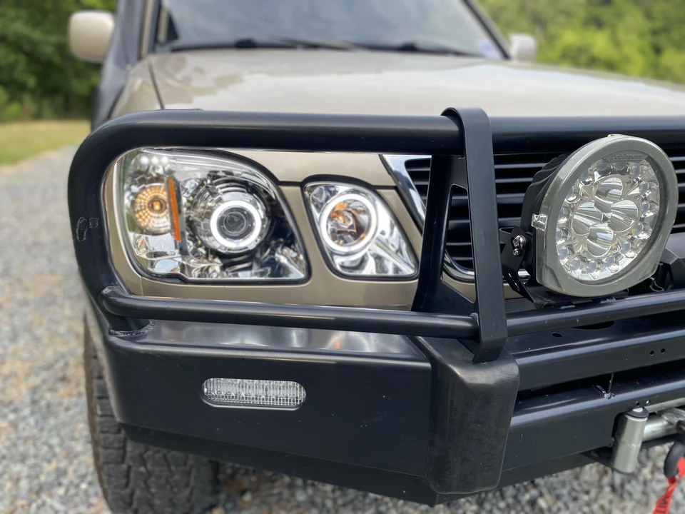 2002 Lexus LX 2nd Gen - Image 14 of 31
