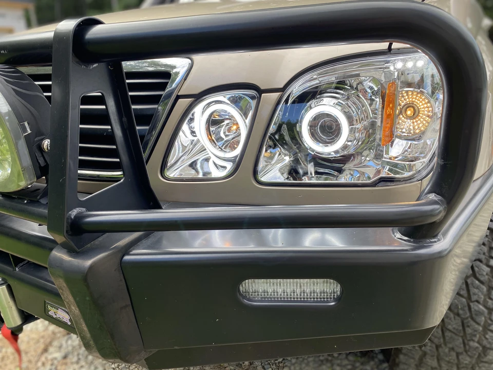 2002 Lexus LX 2nd Gen - Image 18 of 31