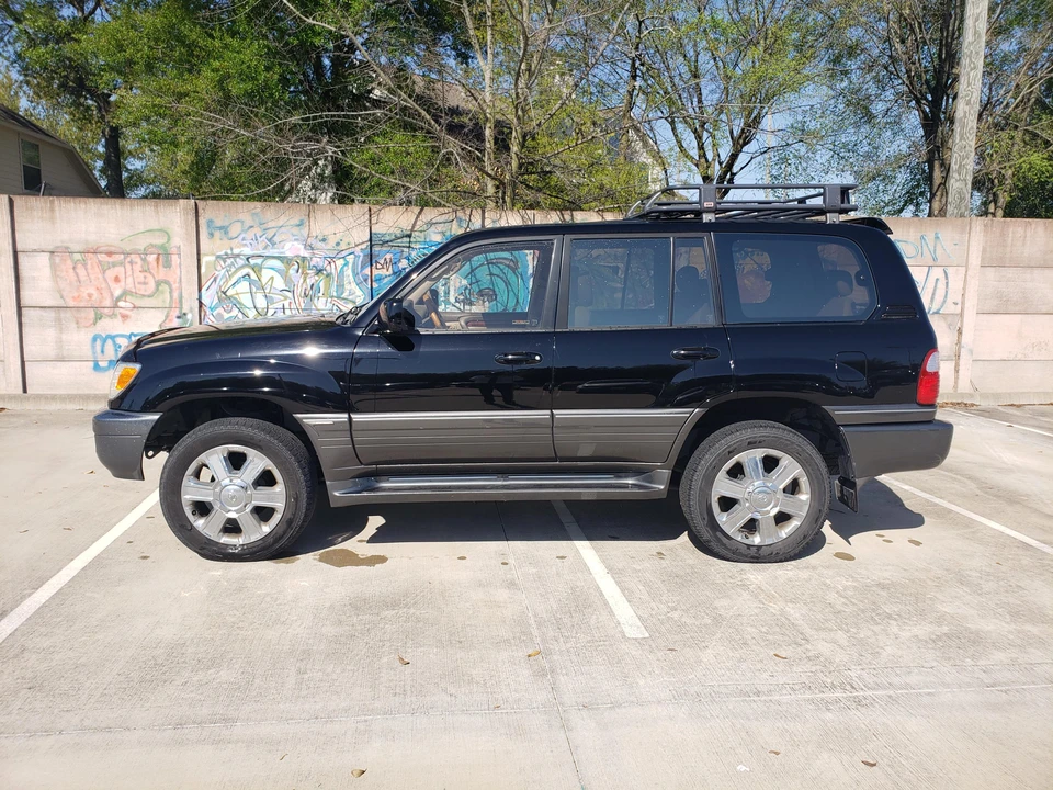 2002 Lexus LX 2nd Gen - Image 14 of 31