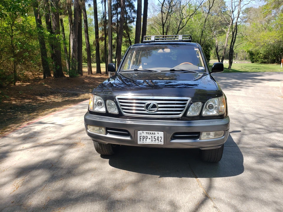 2002 Lexus LX 2nd Gen - Image 29 of 31