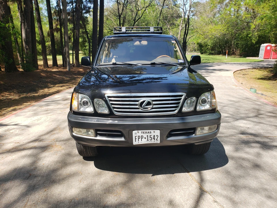 2002 Lexus LX 2nd Gen - Image 6 of 31