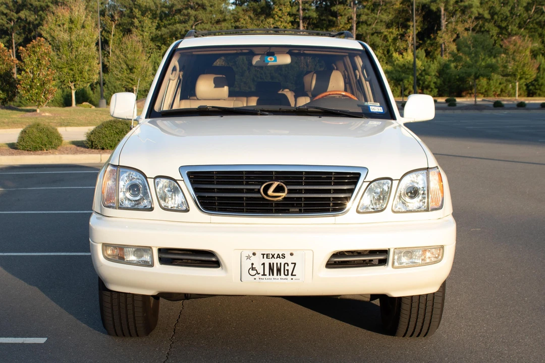 2002 Lexus LX 2nd Gen - Image 2 of 31