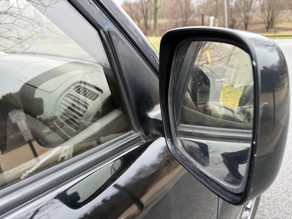 2002 Lexus LX 2nd Gen - Image 31 of 31