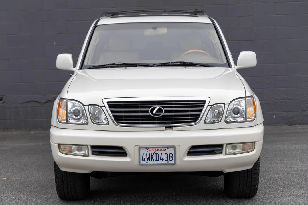 2002 Lexus LX 2nd Gen - Image 2 of 31