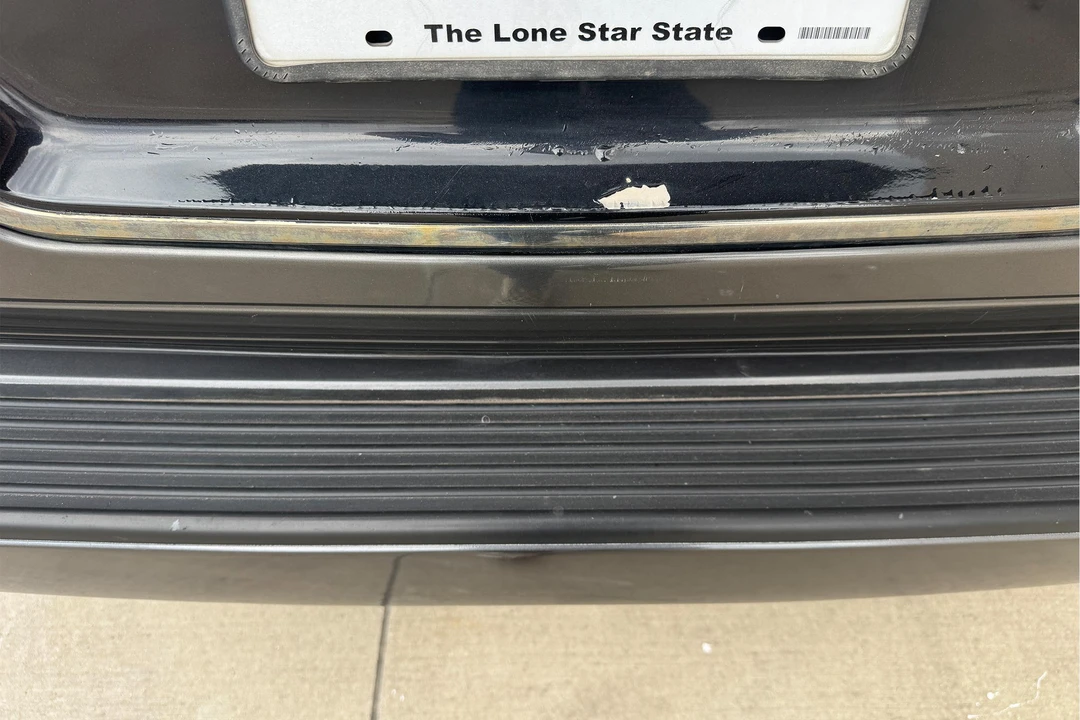 2002 Lexus LX 2nd Gen - Image 17 of 31